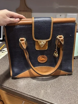 Bolso Bandolera Dooney Bourke Vintage Cuero, Raro Foto 1 de 4