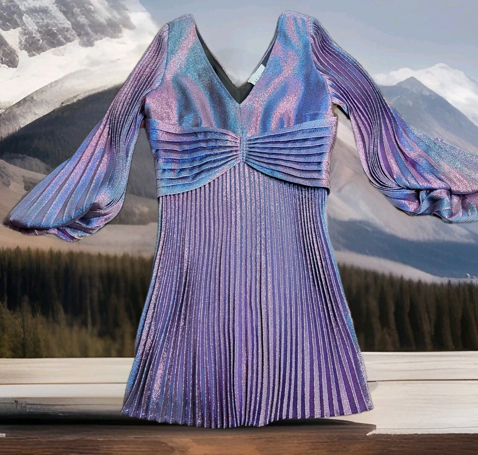 Vestido de graduación talla mediana AIDEN ADAIR púrpura matálico con brillo azul nuevo con etiquetas Foto 1 de 4