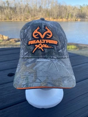 Realtree Xtra Camo Fitted Hat Signature Stretch L/XL Orange Trim Beautiful Hat - Image 1 of 4