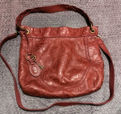 Bolso Bandolera Hobo De Colección Rojo Fósil Cuero de Vaca en Relieve O Cartera de Hombro Difícil de Encontrar Foto 1 de 4
