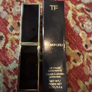 Rossetto Tom Ford Lip Color Satin Matte #27 senza vergogna 0,11 once / 3,3 g nuovo con scatola - Foto 1 di 5