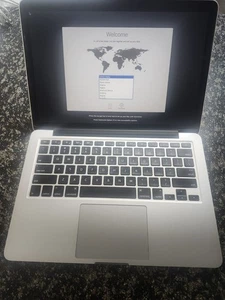 MacBook Pro A1425 8gb RAM 512gb SSD With Ac Adapter And Docking Station Bundle - Afbeelding 1 van 11