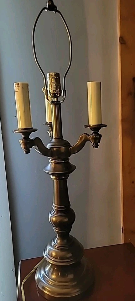 NICE Stiffel Brass Table Lamp 29 Inches Bronze Finish 4 Bulb 3 Way - Image 1 of 4