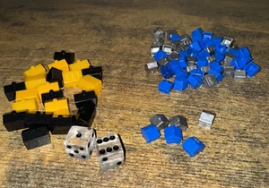 Monopoly Replacement X-Men Collector's Ed. Hotels (Headquarters) & Houses + dice - Picture 1 of 1