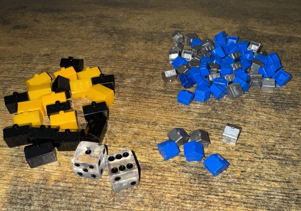 Monopoly Repuesto X-Men Edición Coleccionista. Hoteles (Sede) y Casas + Dados Foto 1 de 1