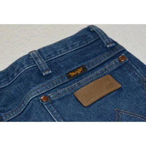 Wrangler Western Jeans Mens Size 36 x 31 Cowboy Bootcut Fit Blue Denim - Picture 1 of 8
