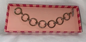 Victorias Secret Angel Wings Bracelet Gold Tone Chain Toggle 7” - Picture 1 of 7