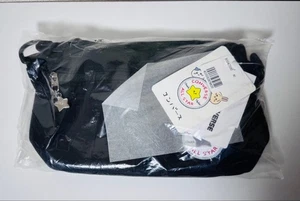 Chikawa Converse Schultertasche (schwarz) - Bild 1 von 3