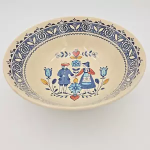Vintage Johnson Brothers Staffordshire Hearts & Flowers 8.5” Serving Bowl - Picture 1 of 6
