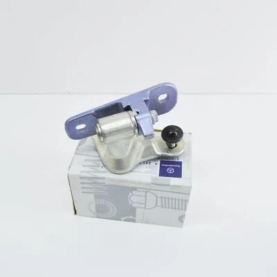 NOVA DOBRADIÇA DE PORTA INFERIOR DIANTEIRA DIREITA MERCEDES-BENZ SL R231 A2317200837 231-720-08-37 - Imagem 1 de 4