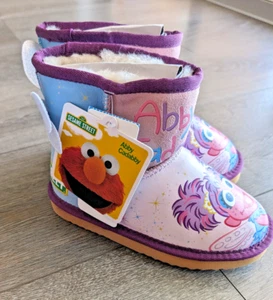 TEAM KICKS Child's Ugg Boots - Sesame Street Abby Cadabby - Size AU 10.5/EU 28.5 - Picture 1 of 6
