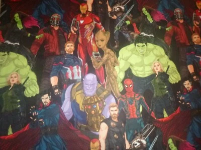 Tela de algodón The Avengers Superhero (44" de ancho x 36" de largo) Foto 1 de 4