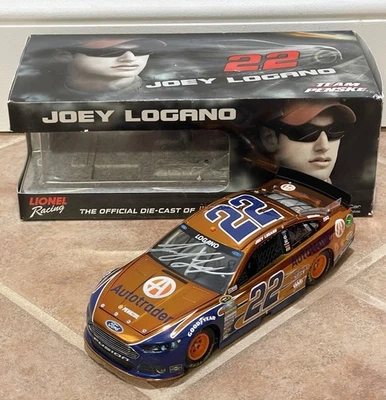 2015 Joey Logano Autotrader Fusion COLOR CHROME SIGNED AUTO NASCAR Action 1/24 - Image 1 of 4