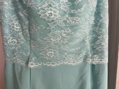 Vestido Formal Turquesa Gasa Blanco Encaje Sobre Turquesa 18W Hasta la Rodilla Foto 1 de 4
