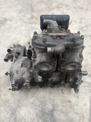 Двигатель двухцилиндровый 1997-2001 Yamaha Vmax Deluxe Sxr Venture Sx r Xt Xtc 500 600 - Изображение 1 из 4