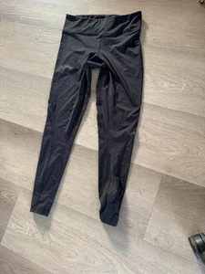 PREOWNED 2XU WOMENS COMPRESSION PANTS/ TIGHTS BLACK SIZE M - Picture 1 of 8