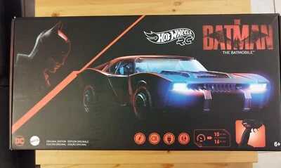 Hot Wheels DC The Batman 1:10 Batmobile RC Car - Photo 1/4