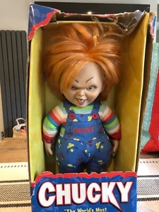 Sideshow Toy 1999 - Child's Play 2 - Chucky Worlds Most Notorious Doll - Picture 1 of 8