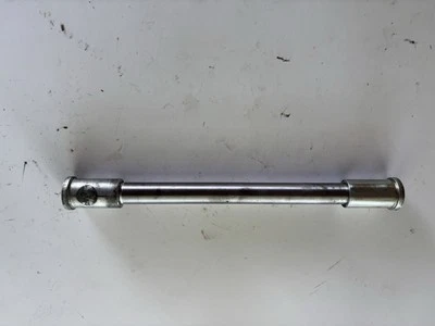 Eje delantero Kawasaki Ninja 500r EX500 06  Foto 1 de 3