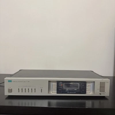 Sintonizador sintetizador Sansui Quartz PLL T‐909 Foto 1 de 4