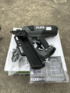 Flex 3-1/2" 21 Grad Akku-Flachkopf-Streifennagler (nur Werkzeug) - FX4351A-Z - Bild 1 von 9