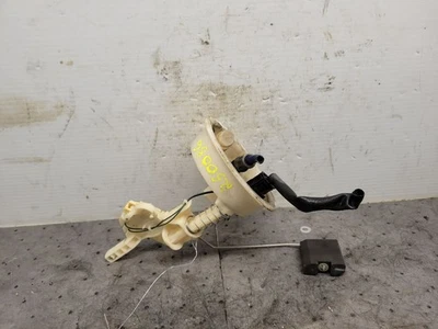 Пассажирский топливный насос в сборе кабриолет M54 подходит для 01–06 BMW 325i 1550349 - Изображение 1 из 4