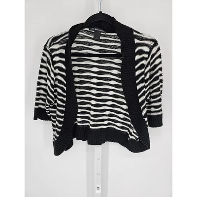 Suéteres de Estados Unidos para mujer negro blanco rayas media manga cárdigan talla M Foto 1 de 4