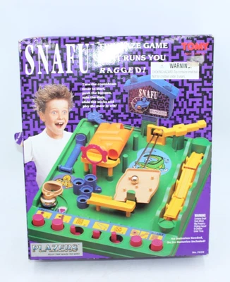 VINTAGE Tomy SNAFU Maze Game That Runs You Ragged #7070 COMPLETE-ISH w/ 4 Balls - Image 1 of 4