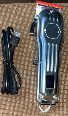 Cortapelos profesional para hombre, cortapelos y recortadora de peluquería profesional Foto 1 de 3