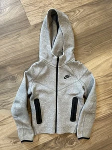 Kids S Nike tech Hoodie - Picture 1 of 3