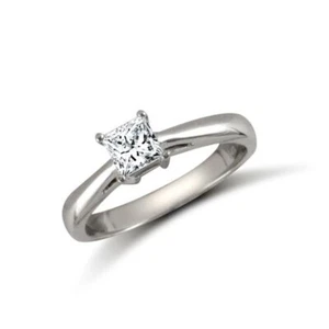 9ct White Gold Princess Cut Solitaire Ring Engagement Full Hallmark - Picture 1 of 4