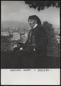 cartolina OZIERI costumi sardi - Foto 1 di 1