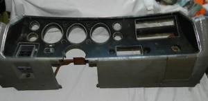 Vtg  Used  Chevy 1970-72 Monte Carlo  Chevelle SS dash & w/ins bezel # 6493000-2 - Picture 1 of 23