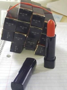 Avon Melon Ice Unlimited Feuchtigkeit Lippenstift ANGEBOT - KAUFEN SIE 1 ERHALTEN SIE 1 GRATIS + $2 VERSAND! - Bild 1 von 1