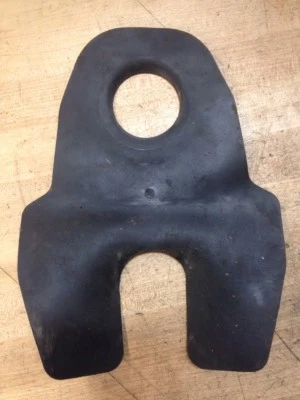 YAMAHA BLASTER YFS200 YFS 200 GAS TANK DAMPER PLATE RUBBER OEM 1988-2006 88-06 - Image 1 of 2