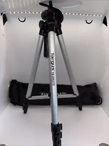 Targus Camera Tripod TG-5060TR Lightweight Built in Level Quick Connect - Picture 1 of 4