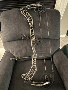 Mathews V3X 33 RH Granite - Picture 1 of 5