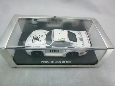 Modelo diecast Spark 1:43 Porsche 961 #180 R.Metge-C.Ballot-Lena LM 1986 S0960 Foto 1 de 4