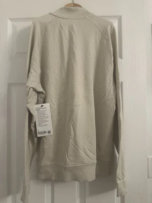 Lululemon Mens 1/2 Zip Engineered Warmth Long Sleeve Cream Jacket Medium - Image 1 of 4