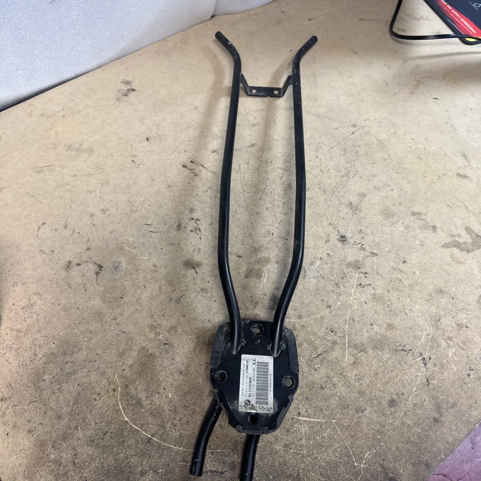 BMW 335i 335xi 328xi 328i E90 2007 08 09 cable de freno de estacionamiento guía de tubo 34406768400 Foto 1 de 4