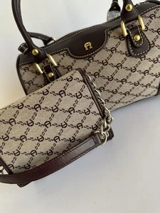 Etienne Aigner Bag Set - Monogram Satchel & Mini Crossbody Chain Bag 70er Jahre NEU! - Bild 1 von 18