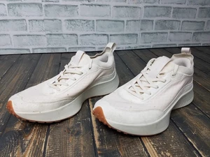 Lululemon Size 10 Men's CrossCity Sneaker Light Ivory White Filbert Tan Sample - Picture 1 of 7