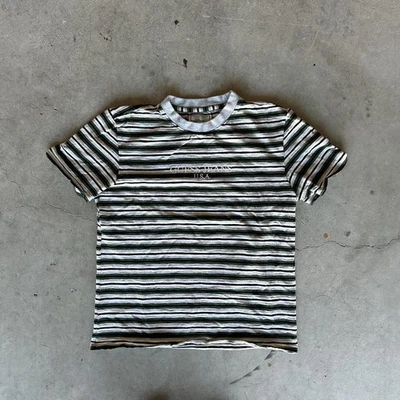 Camiseta a rayas vintage Guess verde y blanca | Talla S Foto 1 de 3