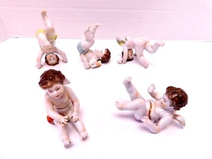 5 VTG Capodimonte Cherub Putti Tumbling Angels Porcelain Figurines - Picture 1 of 12