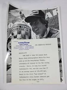 Vintage Good Year Pressefoto Autorennen Fahrer Rick Mears Good Year 1973 - Bild 1 von 1