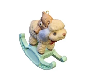 Caballo mecedor de Navidad Hallmark A Child 1992 con pegatinas adorno - Imagen 1 de 6