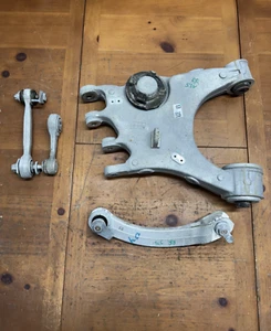 2017-2025 Alfa Romeo Stelvio AWD Right Rear Suspension Control Arm Set of 4 OEM - Picture 1 of 13