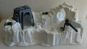 VINTAGE KENNER STAR WARS THE EMPIRE STRIKES BACK 1980 IMPERIAL ATTACK BASE HOTH - Picture 1 of 5