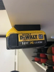 5x 18v/54v DEWALT XR/FLEXVOLT BATTERY HOLDER/MOUNTS 2ah/3ah/4ah/5ah/6AH/9AH - Picture 1 of 4