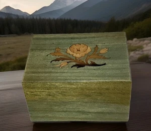 VINTAGE SORRENTO MARQUETRY WOODEN  JEWELLERY TRINKET BOX ITALY - Picture 1 of 16